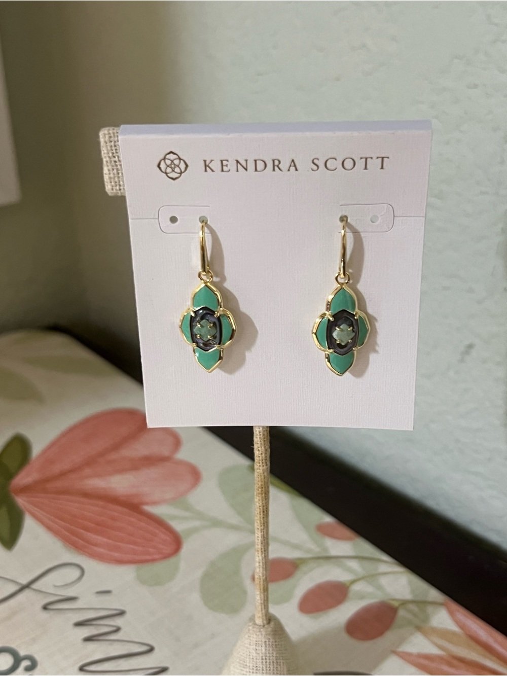NWT Kendra Scott Abbie Medallion Sea Mint Green &Gold Drop Earrings #KSER